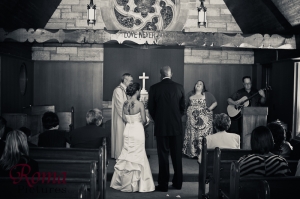 Click to see more wedding photography!